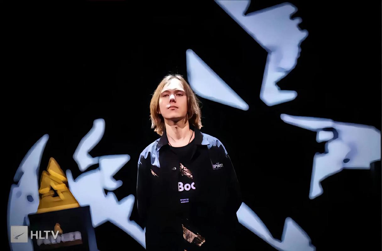 第十个冠军！当之无愧的LEC之王 同时，G2也成为全球第一支锁定2023年MSI名额的队伍 Caps获得本次冬季赛决赛FMVP